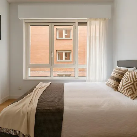 Appartamento Spacious In The Center Bilbao